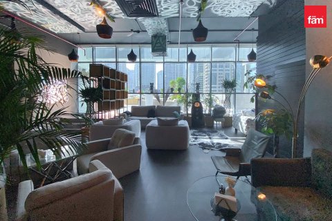 Tienda en Dubai, 435.7 m², № 9536 - foto 18