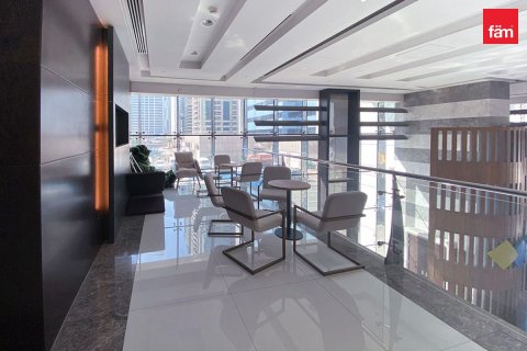 Tienda en Dubai, 435.7 m², № 9536 - foto 13