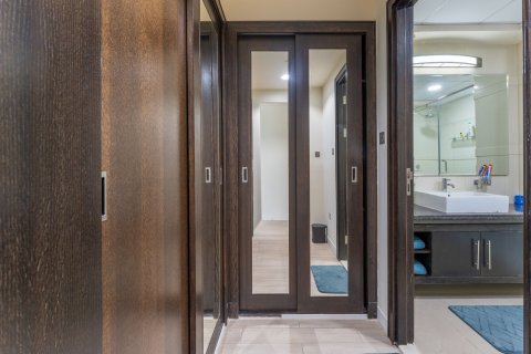 Купить квартиру в Дубай Марине, Дубай: 3 спальни, 277м², № 97342 - фото 16