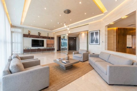 Купить квартиру в Дубай Марине, Дубай: 3 спальни, 277м², № 97342 - фото 2