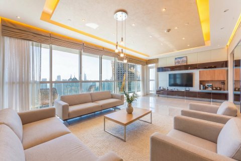 Квартира в Дубай Марине, Дубай, 3 спальни, 277м², № 97342