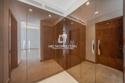 Villa in DAMAC Hills (Akoya by DAMAC), Dubai 4 bedrooms, 384 sq.m. № 16106 - photo 7