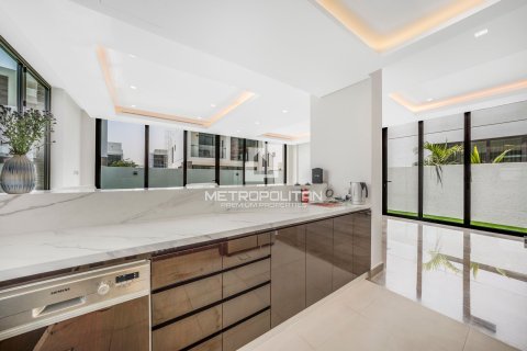 Villa in DAMAC Hills (Akoya by DAMAC), Dubai 4 bedrooms, 384 sq.m. № 16106 - photo 11