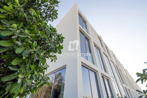 Townhouse in Al Barari, Dubai 4 bedrooms, 459 sq.m. № 16097 - photo 10