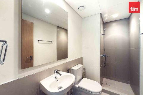 Снять в аренду квартиру в Дубае: 3 спальни, 149.4м², № 64046 - фото 3