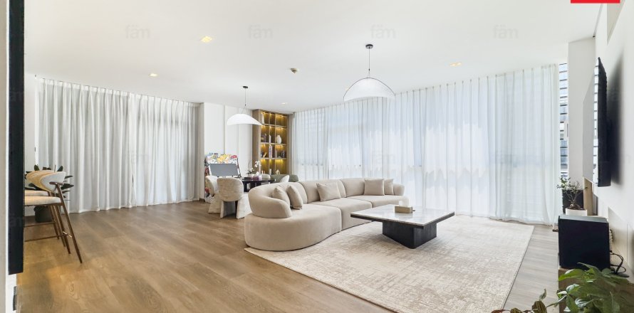 Appartement à City Walk, Dubai, 1 chambre, 119 m², № 137634