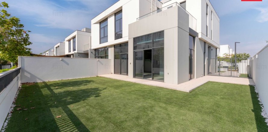 Villa à Al Furjan, Dubai, 4 chambres, 456.5 m², № 137635