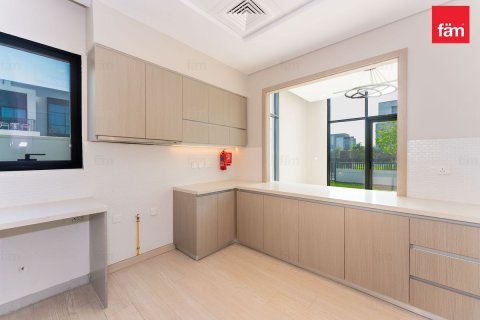 Villa à Al Furjan, Dubai, 4 chambres, 456.5 m², № 137635 - photo 21