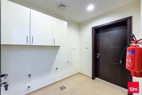 Villa in Dubai 5 bedrooms, 1235 sq.m. № 49951 - photo 17