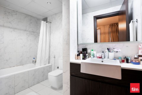 Apartment in Dubai 2 bedrooms, 100.6 sq.m. № 49961 - photo 13