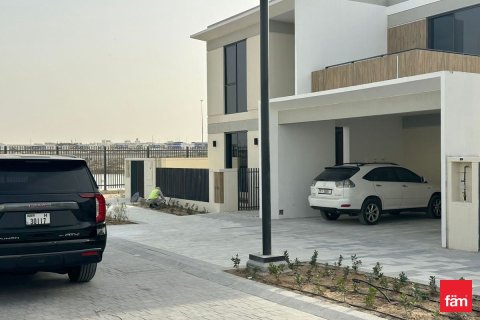 Villa in Tilal Al Ghaf, Dubai 5 bedrooms, 494.8 sq.m. № 49959 - photo 2