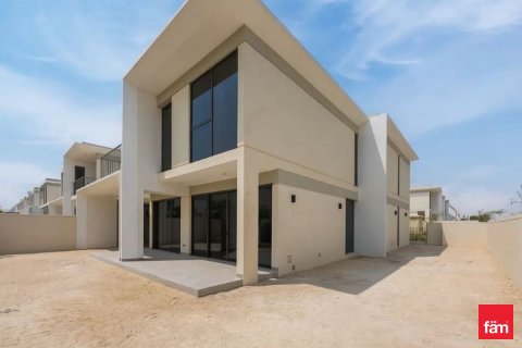 Villa in Tilal Al Ghaf, Dubai 5 bedrooms, 494.8 sq.m. № 49959 - photo 4