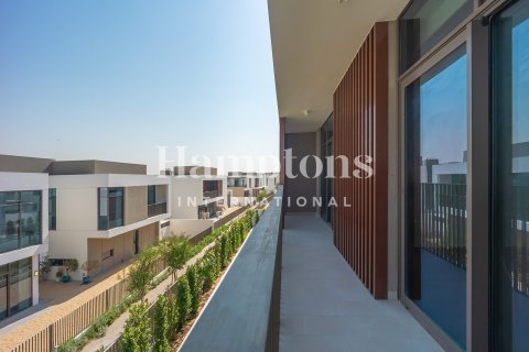 Снять в аренду виллу в Murooj Al Furjan, Al Furjan, Дубай: 5 спален, 489.59973903м², № 63464 - фото 22