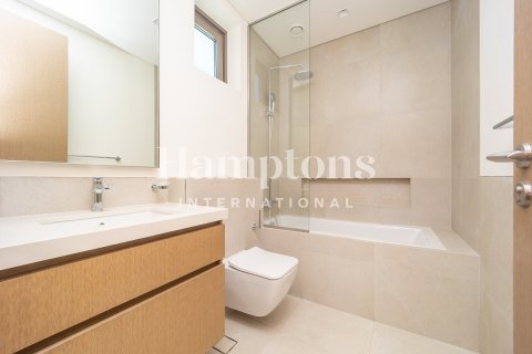 Снять в аренду виллу в Murooj Al Furjan, Al Furjan, Дубай: 5 спален, 489.59973903м², № 63464 - фото 1