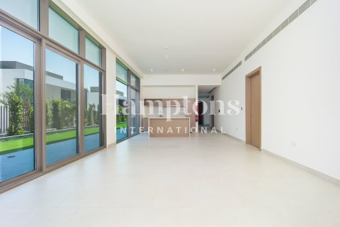 Снять в аренду виллу в Murooj Al Furjan, Al Furjan, Дубай: 5 спален, 489.59973903м², № 63464 - фото 19