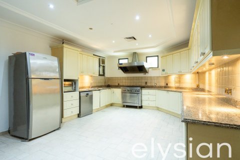 Villa en Garden Homes, Palm Jumeirah, Dubai, 4 dormitorios, 689 m², № 37856 - foto 21