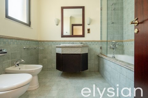 Villa en Garden Homes, Palm Jumeirah, Dubai, 4 dormitorios, 689 m², № 37856 - foto 25