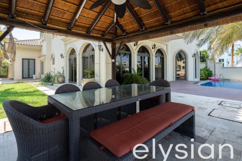 Villa en Garden Homes, Palm Jumeirah, Dubai, 4 dormitorios, 689 m², № 37856 - foto 17