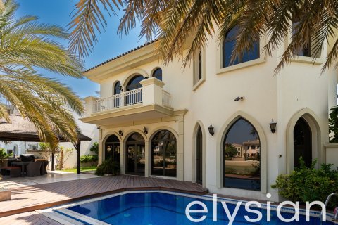 Villa en Garden Homes, Palm Jumeirah, Dubai, 4 dormitorios, 689 m², № 37856 - foto 1