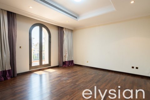 Villa en Garden Homes, Palm Jumeirah, Dubai, 4 dormitorios, 689 m², № 37856 - foto 15