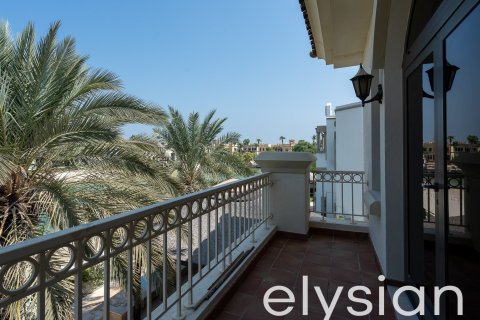 Villa en Garden Homes, Palm Jumeirah, Dubai, 4 dormitorios, 689 m², № 37856 - foto 28