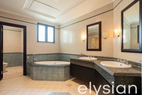 Villa en Garden Homes, Palm Jumeirah, Dubai, 4 dormitorios, 689 m², № 37856 - foto 24