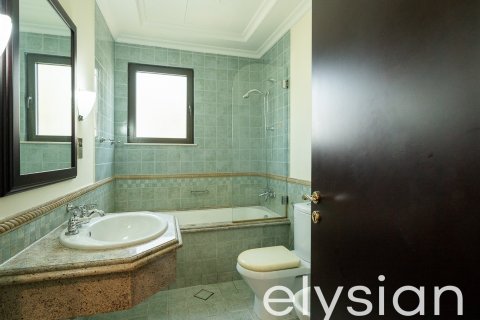 Villa en Garden Homes, Palm Jumeirah, Dubai, 4 dormitorios, 689 m², № 37856 - foto 26