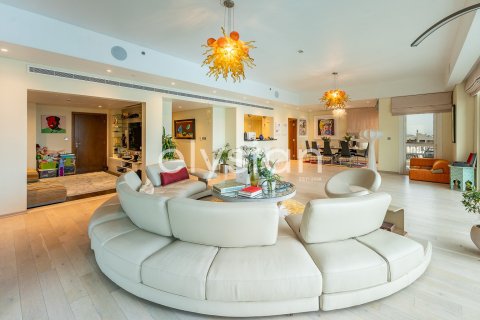 Купить квартиру в Marina Residences, Пальма Джумейра, Дубай: 3 спальни, 377м², № 37858 - фото 9
