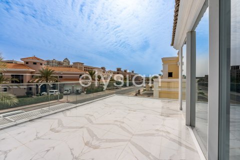 Villa en Garden Homes, Palm Jumeirah, Dubai, 4 dormitorios, 622 m², № 37857 - foto 21