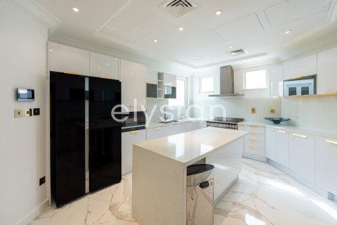 Villa en Garden Homes, Palm Jumeirah, Dubai, 4 dormitorios, 622 m², № 37857 - foto 10