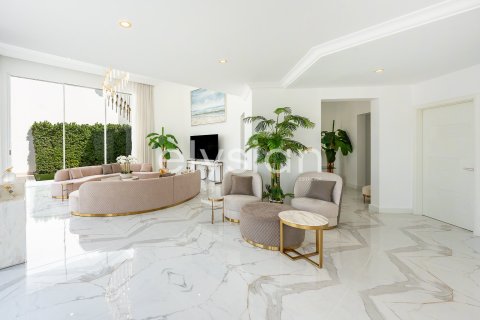 Villa en Garden Homes, Palm Jumeirah, Dubai, 4 dormitorios, 622 m², № 37857 - foto 9
