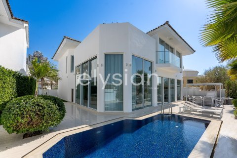 Villa en Garden Homes, Palm Jumeirah, Dubai, 4 dormitorios, 622 m², № 37857 - foto 1