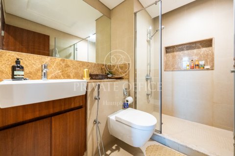 Apartment in The Hills A, The Hills, Dubai 3 bedrooms, 202.07981851 sq.m. № 63168 - photo 2