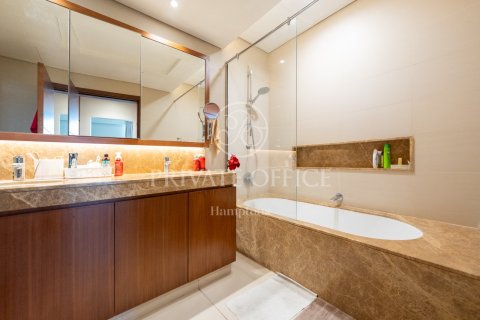 Apartment in The Hills A, The Hills, Dubai 3 bedrooms, 202.07981851 sq.m. № 63168 - photo 7