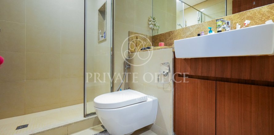 Apartment in The Hills A, The Hills, Dubai 3 bedrooms, 202.08 sq.m. № 63168