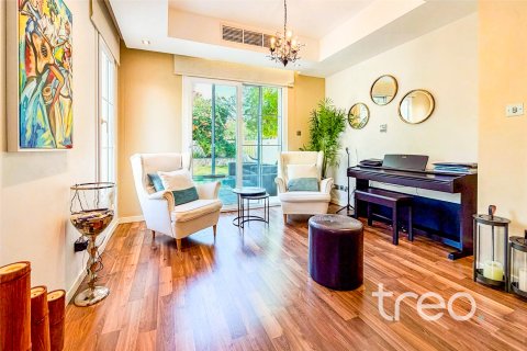 Villa en The Springs, Dubai, 3 dormitorios, 208.66 m², № 138021 - foto 12