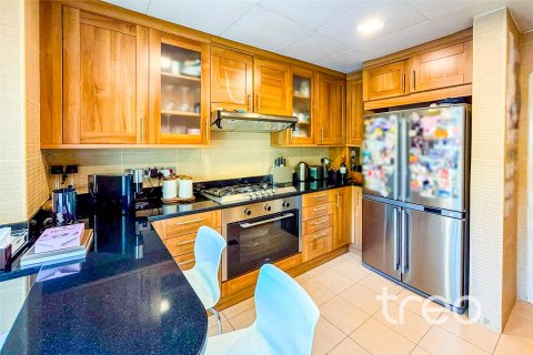 Villa en The Springs, Dubai, 3 dormitorios, 208.66 m², № 138021 - foto 2
