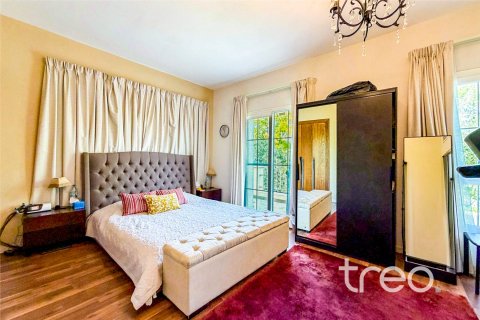Villa en The Springs, Dubai, 3 dormitorios, 208.66 m², № 138021 - foto 9