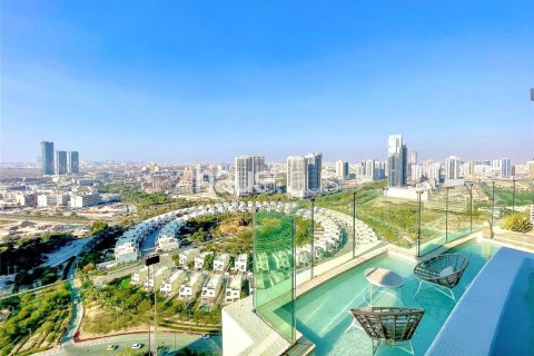 Apartment in Jumeirah Village Circle, Dubai 2 bedrooms, 259 sq.m. № 45267 - photo 2