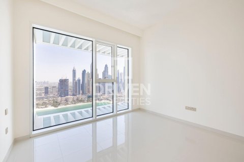 Apartment in EMAAR Beachfront, Dubai Harbour, Dubai 3 bedrooms, 196 sq.m. № 65127 - photo 17