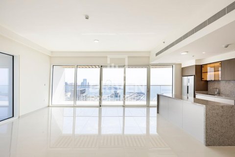 Apartment in EMAAR Beachfront, Dubai Harbour, Dubai 3 bedrooms, 196 sq.m. № 65127 - photo 5