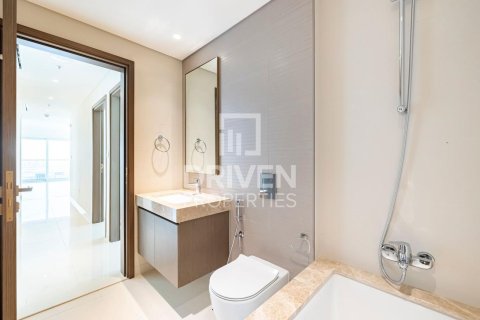 Apartment in EMAAR Beachfront, Dubai Harbour, Dubai 3 bedrooms, 196 sq.m. № 65127 - photo 11