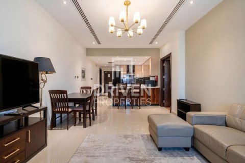Apartment in Downtown Dubai (Downtown Burj Dubai), Dubai 1 bedroom, 93.55 sq.m. № 127116 - photo 2
