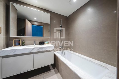 Apartment in Burj Royale, Downtown Dubai (Downtown Burj Dubai), Dubai 3 bedrooms, 124.95 sq.m. № 127118 - photo 14
