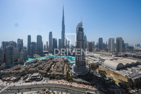 Apartment in Burj Royale, Downtown Dubai (Downtown Burj Dubai), Dubai 3 bedrooms, 124.95 sq.m. № 127118 - photo 16