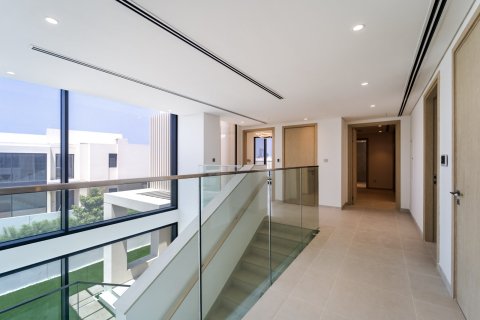 Villa in Al Furjan, Dubai 5 bedrooms, 441 sq.m. № 139698 - photo 16