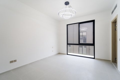 Villa in Al Furjan, Dubai 5 bedrooms, 441 sq.m. № 139698 - photo 28