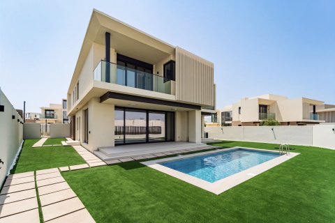 Villa in Al Furjan, Dubai 5 bedrooms, 441 sq.m. № 139698