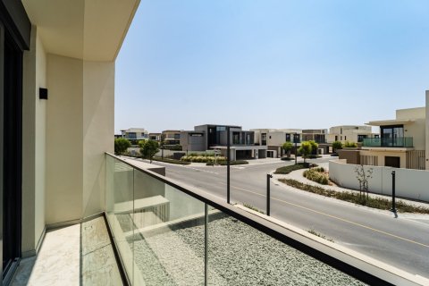 Villa in Al Furjan, Dubai 5 bedrooms, 441 sq.m. № 139698 - photo 23