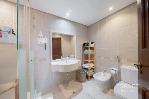 Купить виллу в Dubai Land, Дубай: 4 спальни, 496м², № 71087 - фото 12